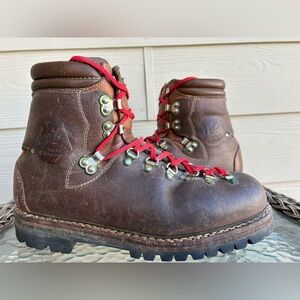 Vintage! Mens LOWA (Made in Germany) HEAVY DUTY Leather MOUNTAINEERING BOOTS 9.5